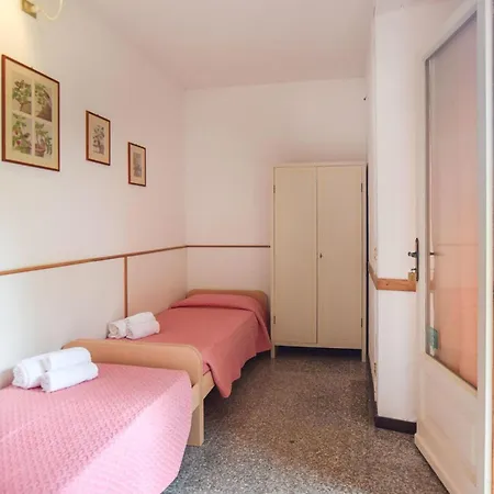 Beautiful In With Kitchenette *
