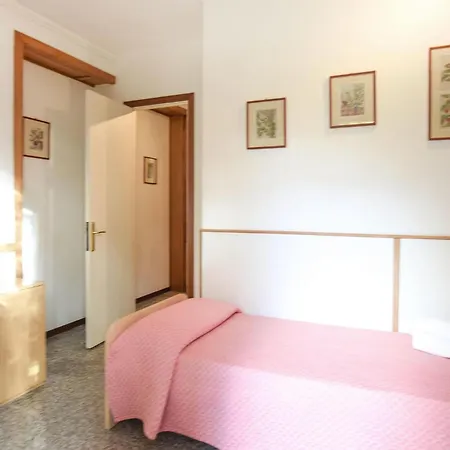 Beautiful In With Kitchenette Apartment Barga